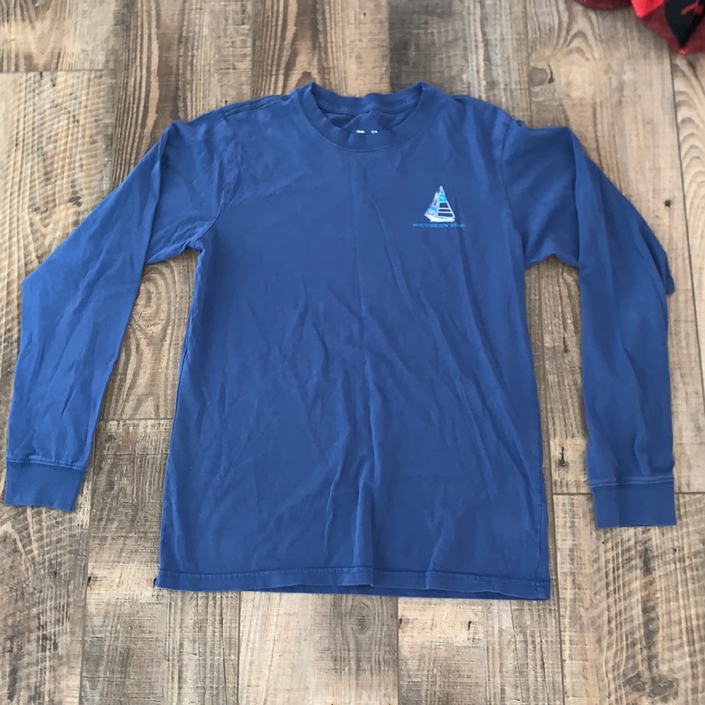 Women’s long sleeve tee